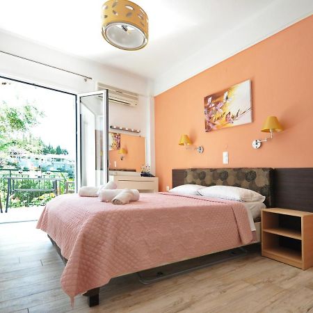 Dolphin Apartments Παλαιοκαστρίτσα Εξωτερικό φωτογραφία
