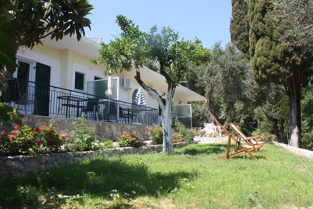 Dolphin Apartments Παλαιοκαστρίτσα Εξωτερικό φωτογραφία