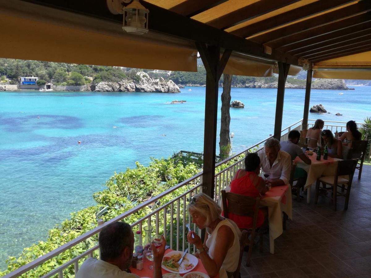 Dolphin Apartments Παλαιοκαστρίτσα Εξωτερικό φωτογραφία